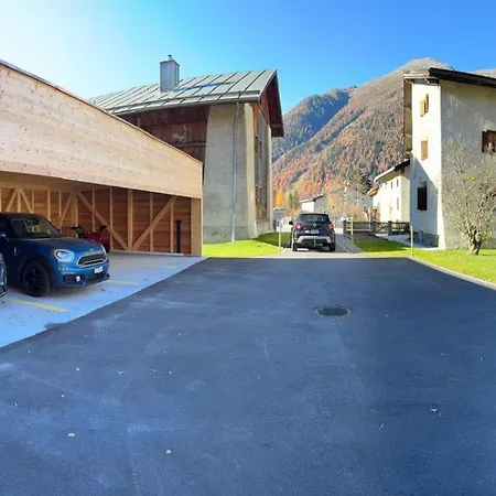 Chasa Staedler - Mit 113m2 Fuer Max. 5 Personen Zernez