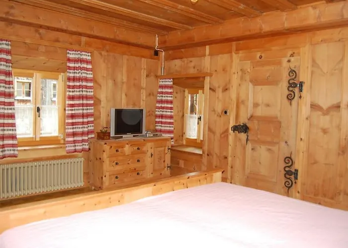 Chasa Staedler - Mit 113m2 Fuer Max. 5 Personen 策尔内茨