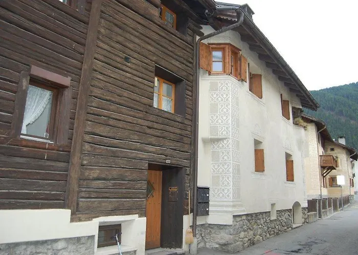 Chasa Staedler - Mit 113m2 Fuer Max. 5 Personen 체르네츠